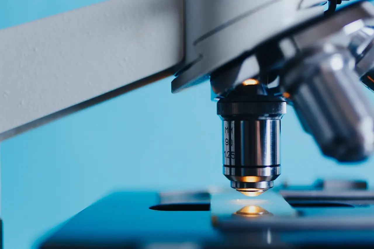 Chinese scientists develop world’s lightest 1-gram wireless mesoscale microscope, a new tool for neuroscience research a